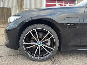 BMW 320e xDrive Touring