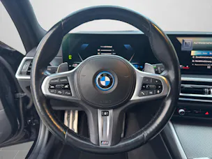 BMW 320e xDrive Touring