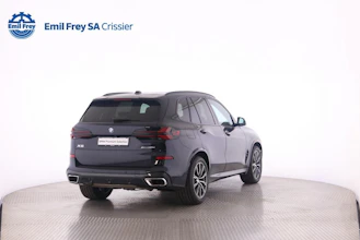 https://vehicle.imgix.net/4341898/8df9cc81-7a50-4051-9f52-9f04add329b7.jpg