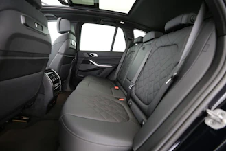https://vehicle.imgix.net/4341898/d2de0d1a-48aa-4bdf-90c6-bc8f8aaa2220.jpg