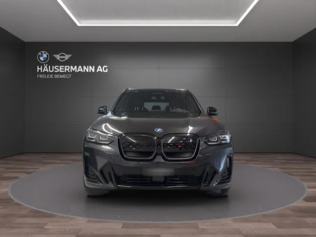 BMW iX3 IMPRESSIVE
