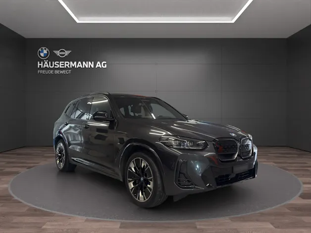 BMW iX3 IMPRESSIVE