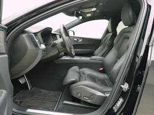 Volvo XC60 2.0 B5 MH R-Design AWD