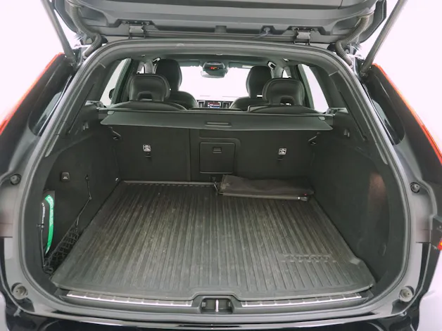 Volvo XC60 2.0 B5 MH R-Design AWD