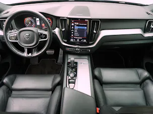 Volvo XC60 2.0 B5 MH R-Design AWD