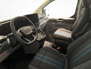 https://vehicle.imgix.net/4341992/8313ef4e-3065-4088-80d4-7d643e1c2d24.jpg