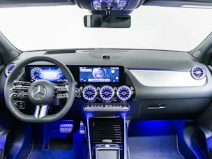 Mercedes-Benz GLA 250 4MATIC Swiss Star
