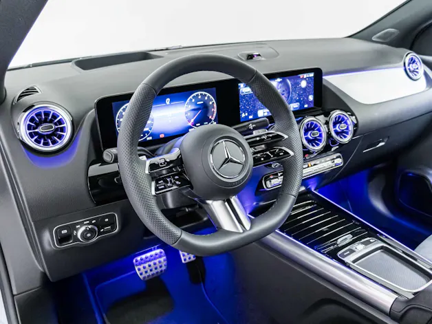 Mercedes-Benz GLA 250 4MATIC Swiss Star