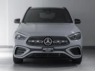 Mercedes-Benz GLA 250 4MATIC Swiss Star