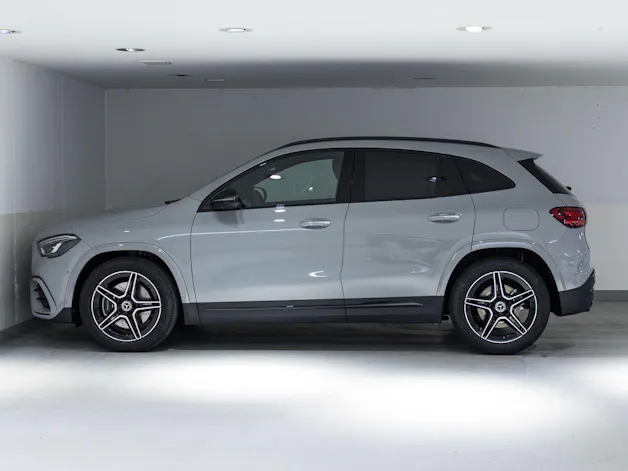 Mercedes-Benz GLA 250 4MATIC Swiss Star