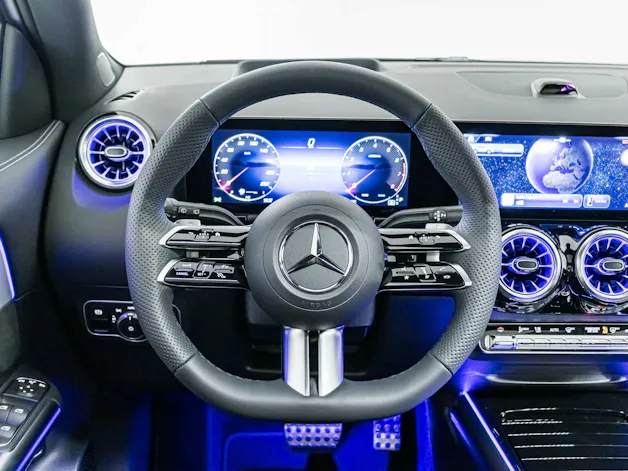 Mercedes-Benz GLA 250 4MATIC Swiss Star