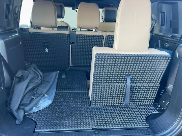Land Rover Defender 110 3.0 D I6 350 X-Dynamic HSE