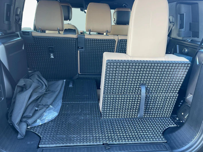 Fahrzeugbild LAND ROVER DEFENDER