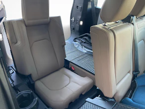 https://vehicle.imgix.net/4342029/d228acad-7c32-48c8-8dd9-b117e058c818.jpg