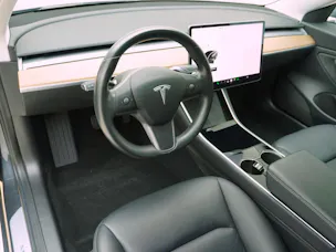 Tesla Model 3 Long Range Dual Motor AWD