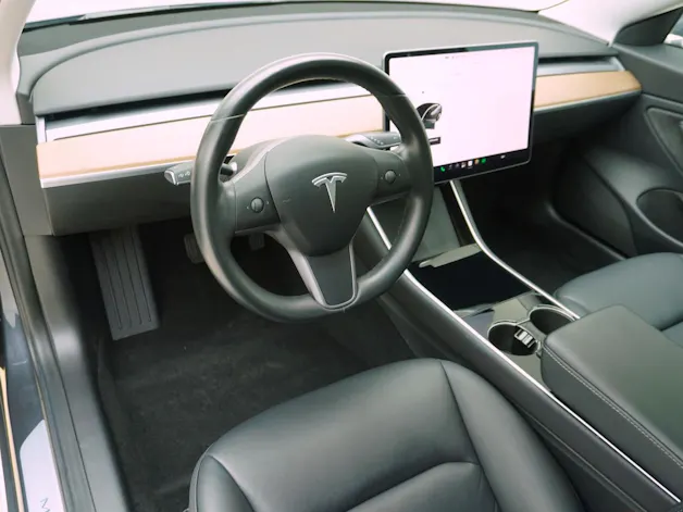 Tesla Model 3 Long Range Dual Motor AWD