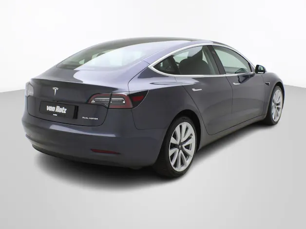 Tesla Model 3 Long Range Dual Motor AWD
