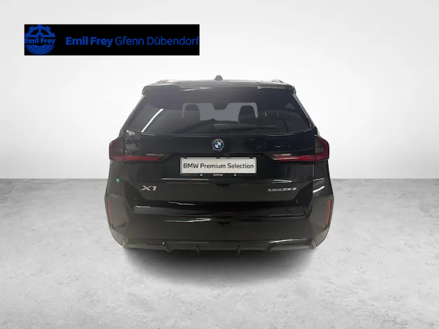 BMW X1 25e xDrive paddles