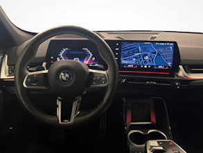 https://vehicle.imgix.net/4342132/aeb0ad1a-e8db-4e88-8e83-b7e05b7307a4.jpg