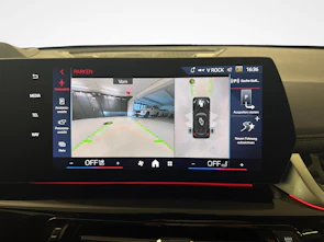 Fahrzeugbild BMW X1 25e xDrive paddles
