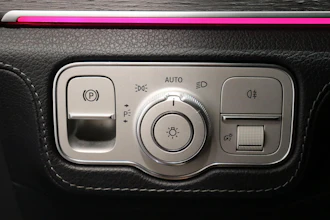 https://vehicle.imgix.net/4342140/23034439-8899-4ed8-846d-83fd74245803.JPG