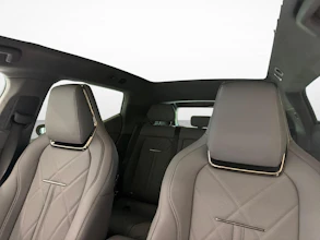 https://vehicle.imgix.net/4342143/7bdb0b03-301c-48ee-af4c-611027e3bae5.jpg