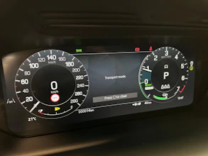 https://vehicle.imgix.net/4342147/8422bd27-c432-4d54-bca1-5d0d9ab2b077.jpg