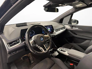 https://vehicle.imgix.net/4342179/c25c5cc0-dc90-4c72-b0d6-e96f5a82d36e.jpg