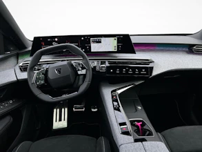 https://vehicle.imgix.net/4342235/453c5e90-ca8f-49ce-933b-5b77fa456ad2.jpg