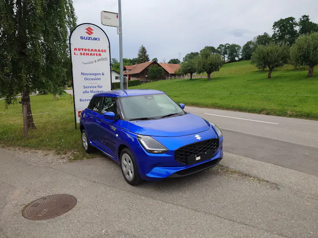 Suzuki Swift 1.2 Sakura Hybrid 4x4