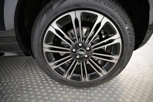 Fahrzeugbild LAND ROVER Range Rover Evoque 1.5 T 270e Hoxton Edition