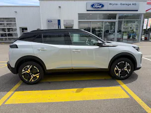 Peugeot 2008 1.2 Hybrid 145 GT