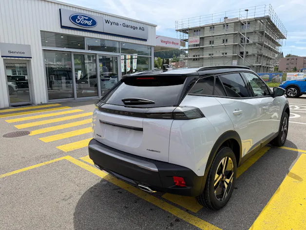 Peugeot 2008 1.2 Hybrid 145 GT