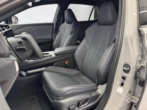 Lexus RZ 550e F Sport