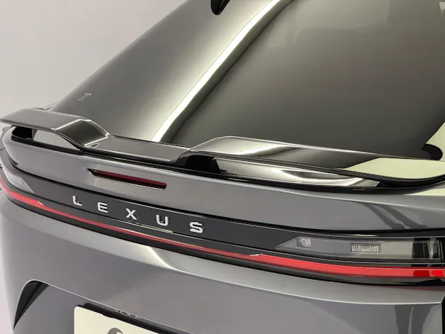 Lexus RZ 550e F Sport