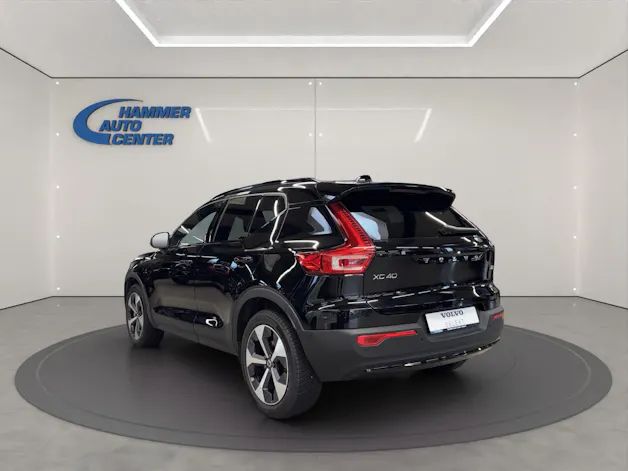 VOLVO XC40 2.0 B4 MH Plus Dark