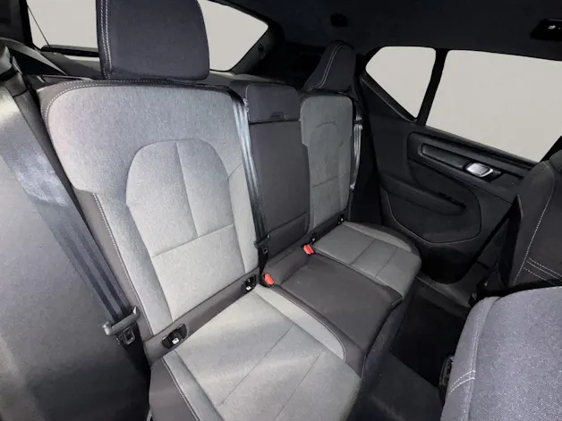 VOLVO XC40 2.0 B4 MH Plus Dark