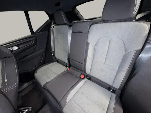VOLVO XC40 2.0 B4 MH Plus Dark