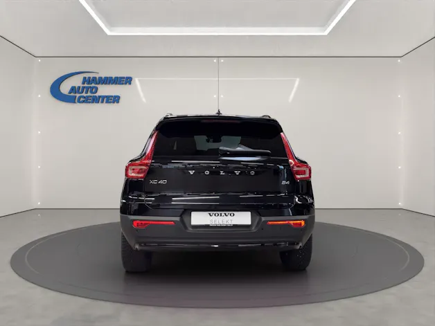VOLVO XC40 2.0 B4 MH Plus Dark