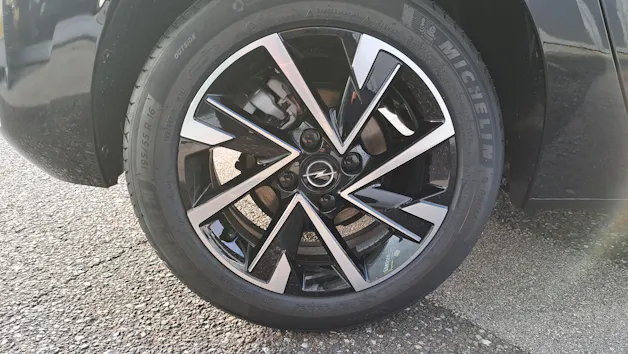 Opel Corsa 1.2 T Hybrid Viva