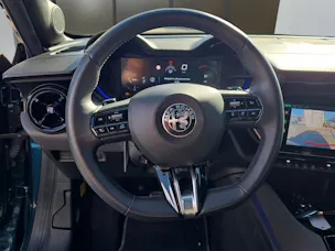 Alfa Romeo Junior 1.2 Ibrida