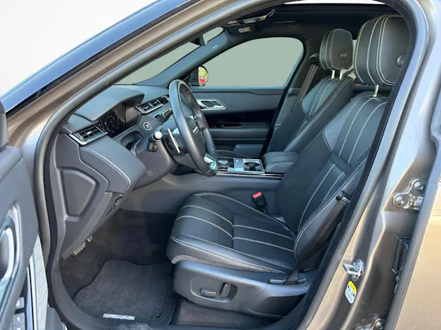 Land Rover Range Rover Velar 2.0 T 300 R-Dynamic SE