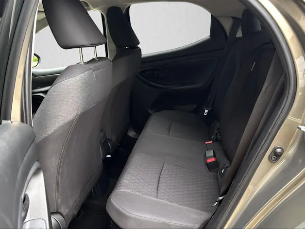 Toyota Yaris 1.5 VVT-i HSD Trend