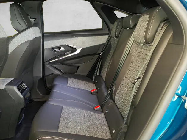 Peugeot 3008 e-Allure Premium AWD