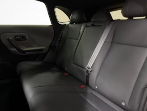 https://vehicle.imgix.net/4342462/53c3a216-9377-4b04-8923-f9a6f63e31fe.jpg