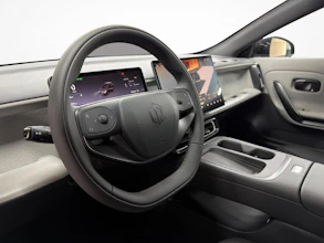 https://vehicle.imgix.net/4342462/572c8d69-527d-4338-b659-0365a7633278.jpg