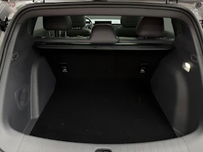 https://vehicle.imgix.net/4342470/880ee42d-4c84-46b6-98ba-29b638049922.jpg