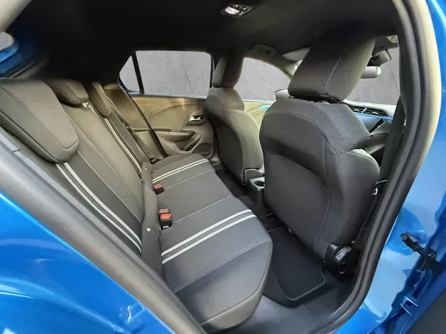 Opel Corsa "Aide Sportive" 1.2T Hybrid