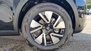 Opel Frontera 1.2 T HEV 145 GS