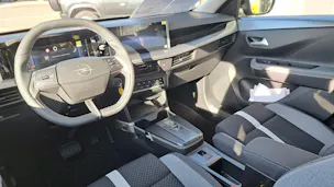 Opel Frontera 1.2 T HEV 145 GS